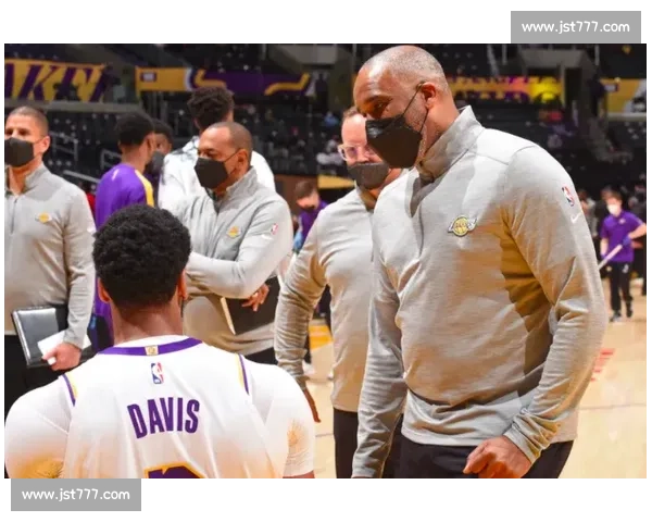 卡佩罗力挺巴雷西：红黑传奇的抗癌斗志如当年统帅防线般坚毅