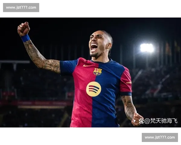 莱万亚马尔冰释前嫌！弗里克激活巴萨最强锋线化学反应